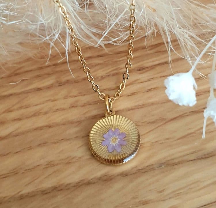 Collier myosotis mauve